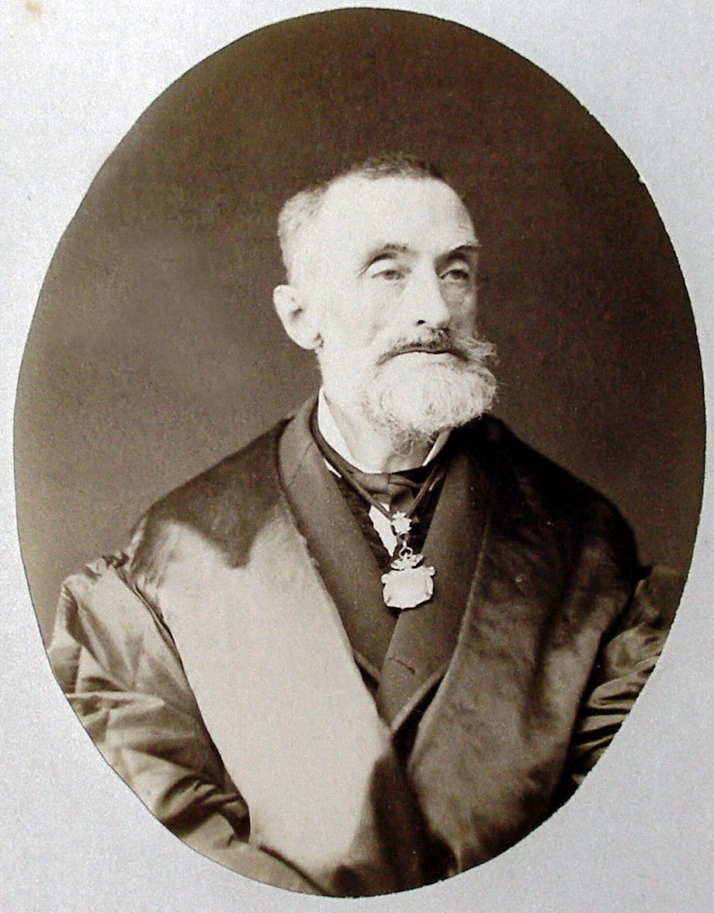 Jos&eacute; Mart&iacute;nez Rives: profesor, escritor, periodista e investigador | Imagen 1