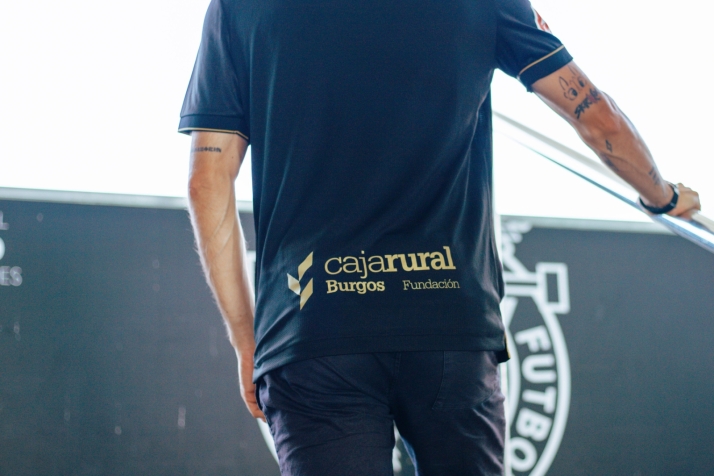 Presentada la segunda equipación del Burgos CF | Imagen 1